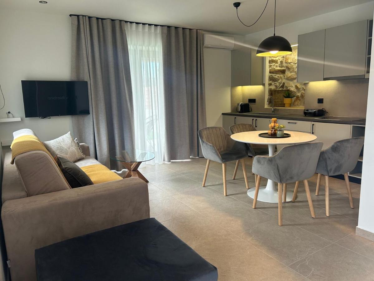 Piedra Luxury Apartments Nauplia Exterior foto